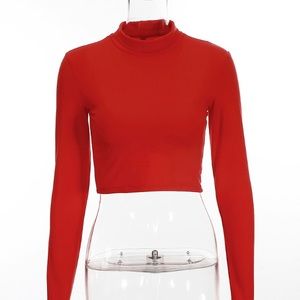 Red crop long sleeved cotton turtleneck